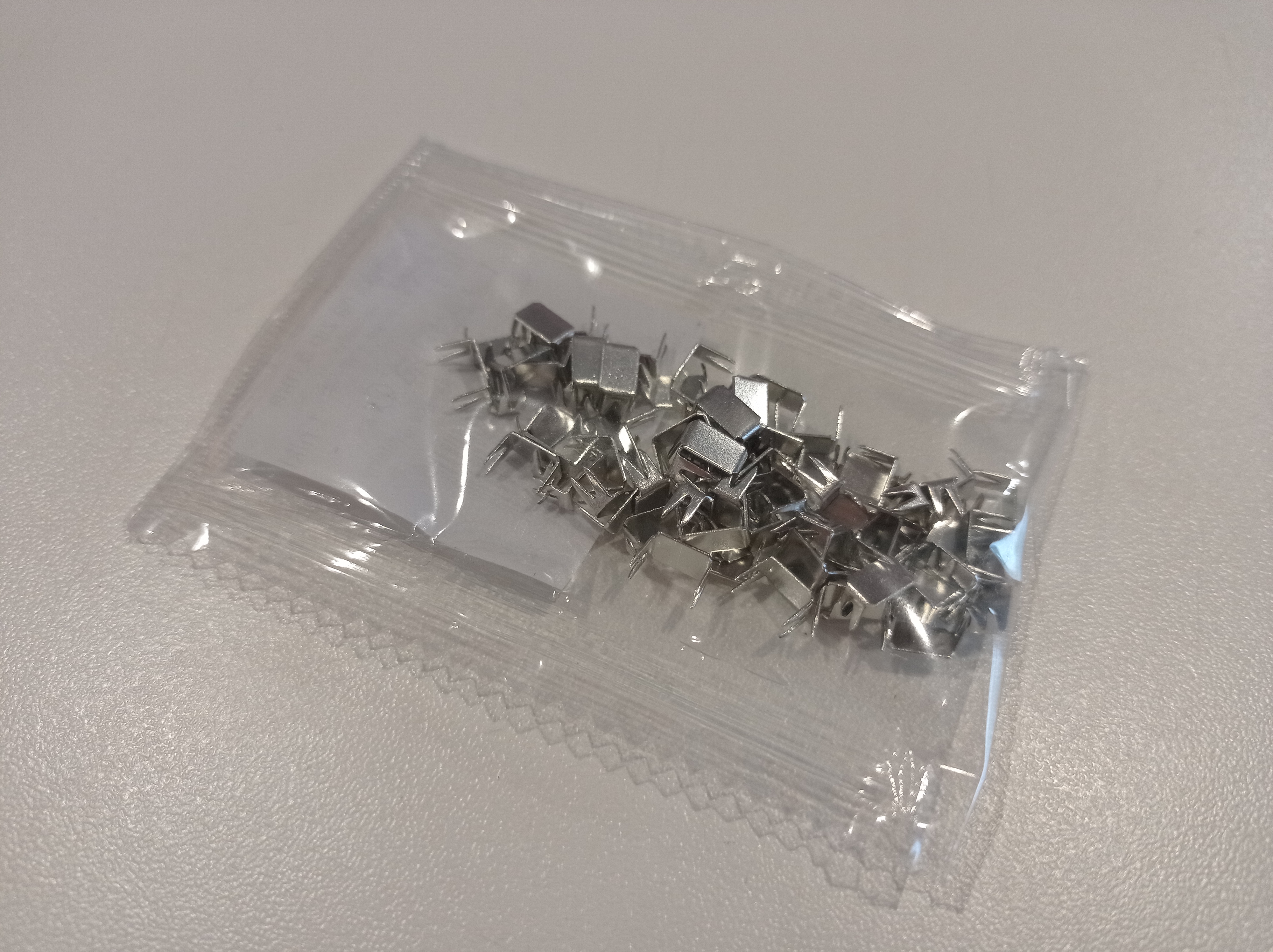 Koncovka na zip 5 mm dolní 10g
